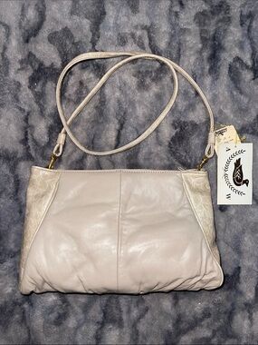 VINTAGE A&W Women's Genuine Leather Shoulder Bag in Light Beige
